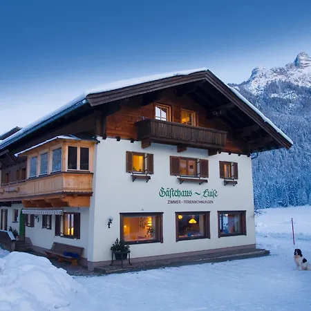 Gaestehaus Luise Pensión Waidring