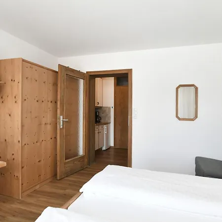 路易丝加斯特豪斯酒店