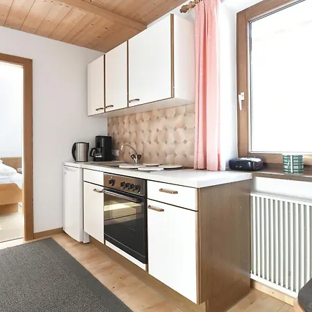 路易丝加斯特豪斯酒店 招待所