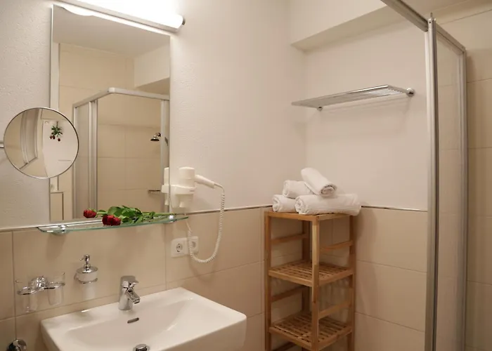 בית הארחה Gaestehaus Luise וואידרינג