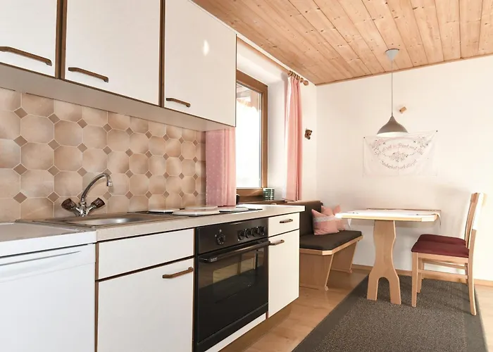 Gaestehaus Luise בית הארחה 3*