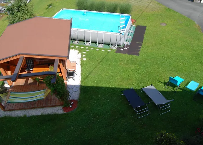 בית הארחה Gaestehaus Luise 3*